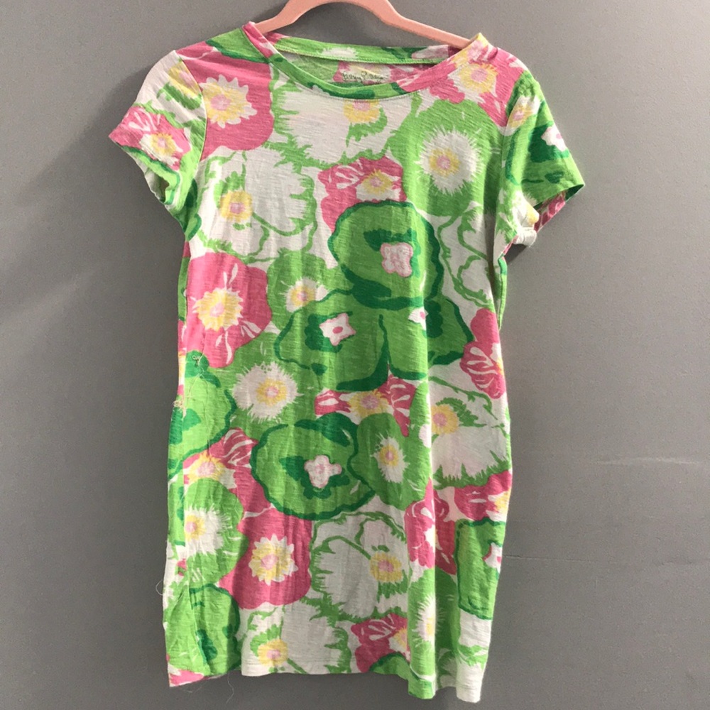 FLASH SALE ! Lilly Pulitzer Tee